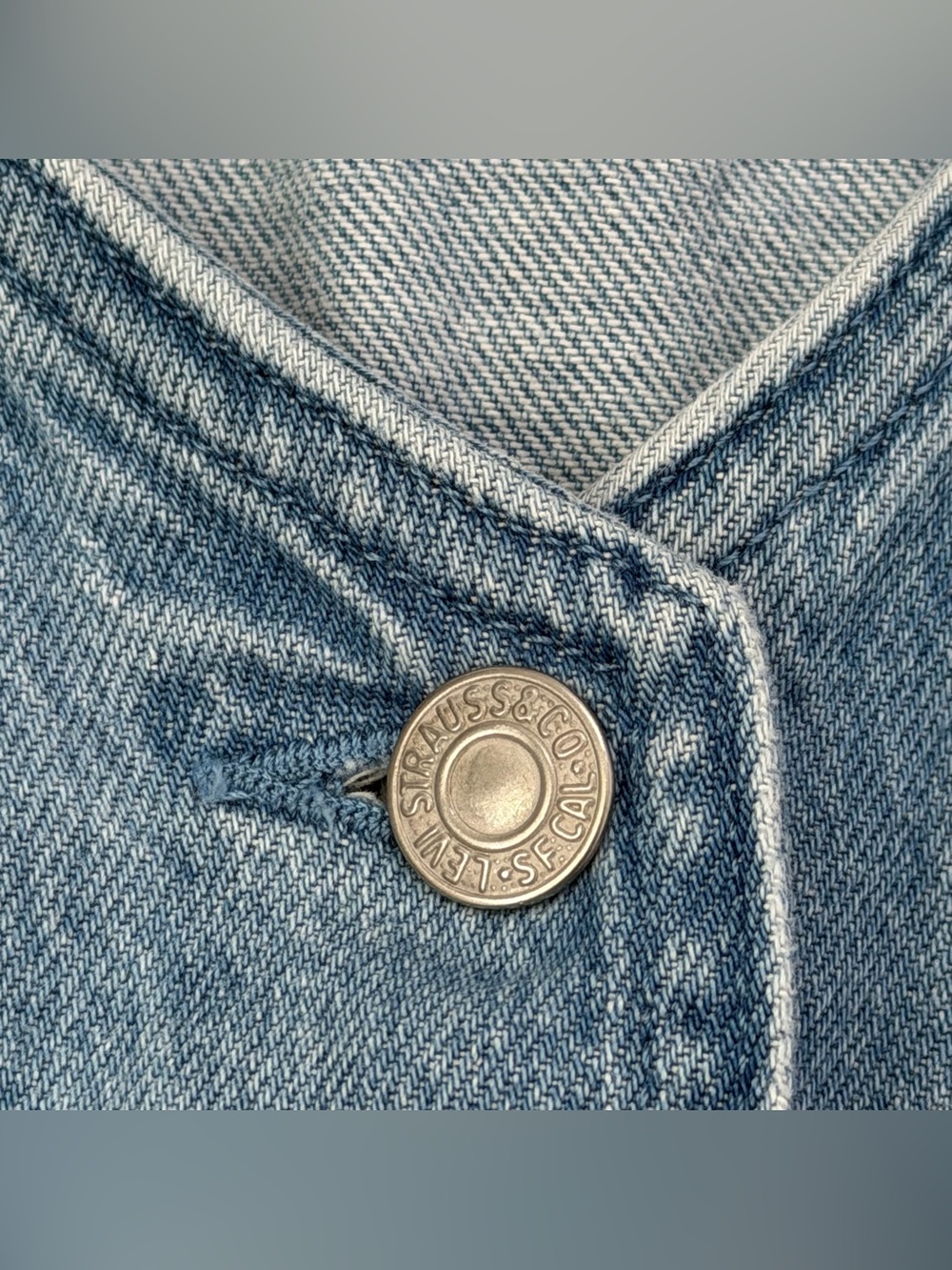 Aritzia Levi's Bella Denim Corset - Picture 2 of 9